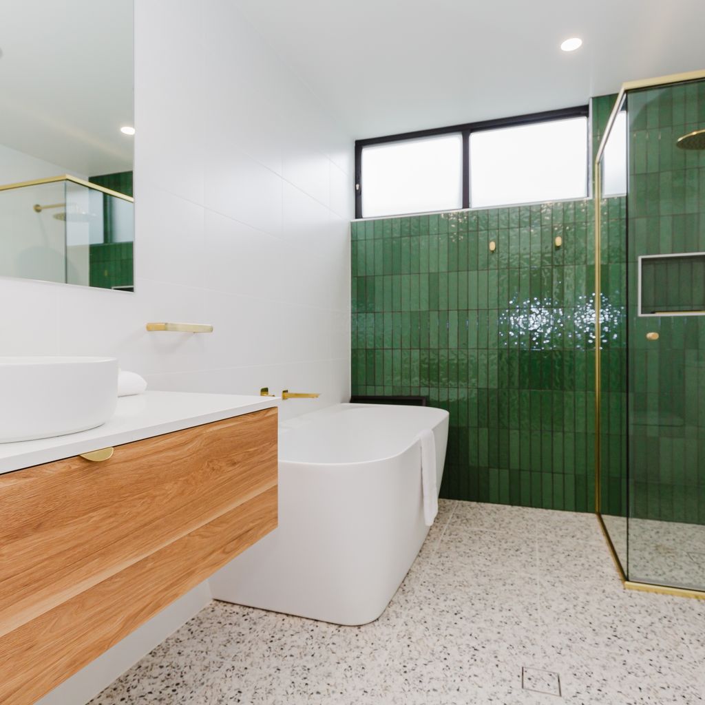 16B Rawson Street