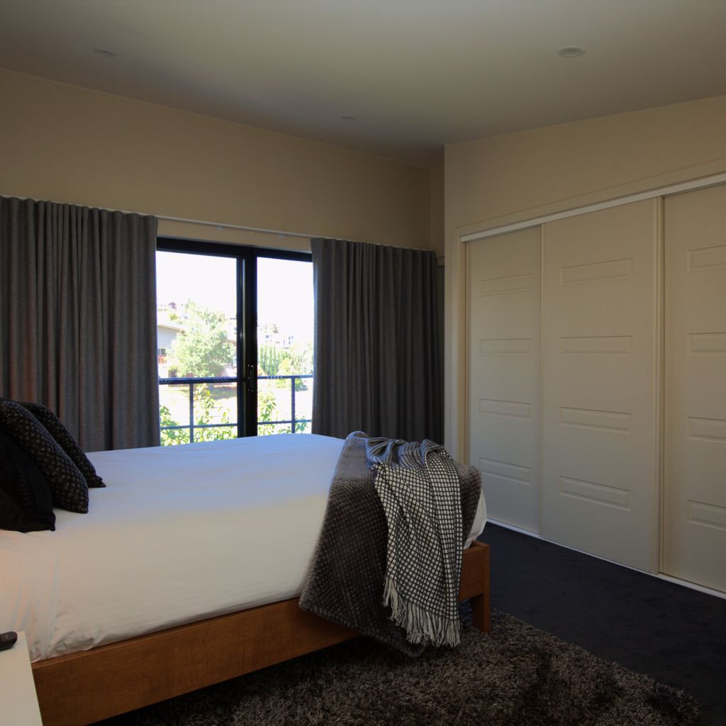 Khione – 6/23-25 Kirwan Close