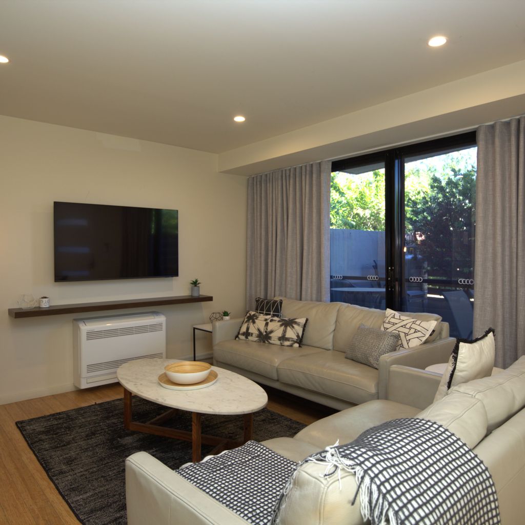 Khione – 6/23-25 Kirwan Close
