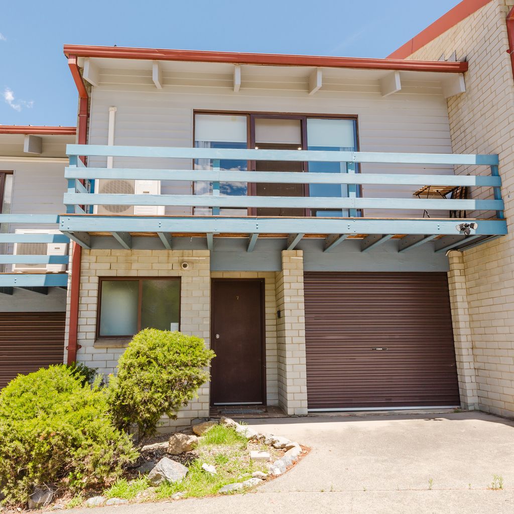 Alpha Centauri – 7/39 Gippsland Street