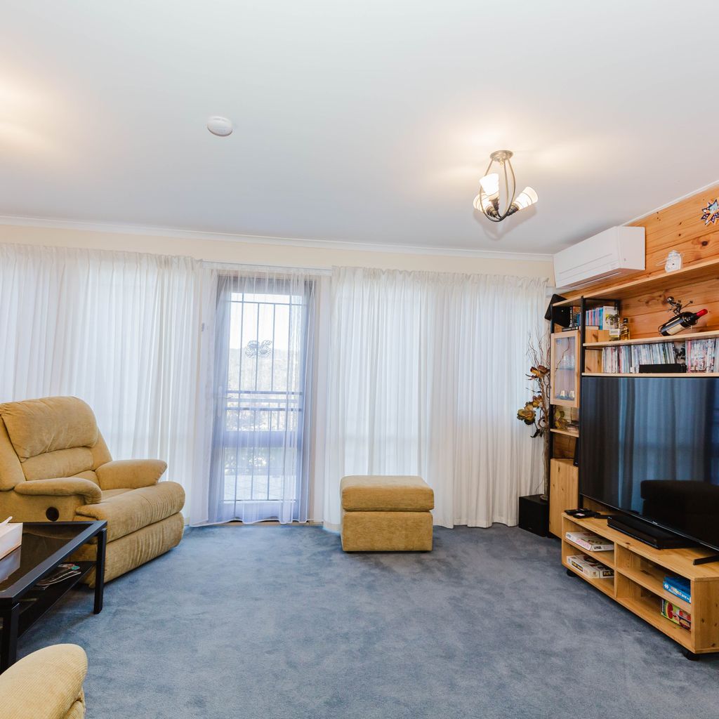 Montebello – 2/12 Cobbodah Street