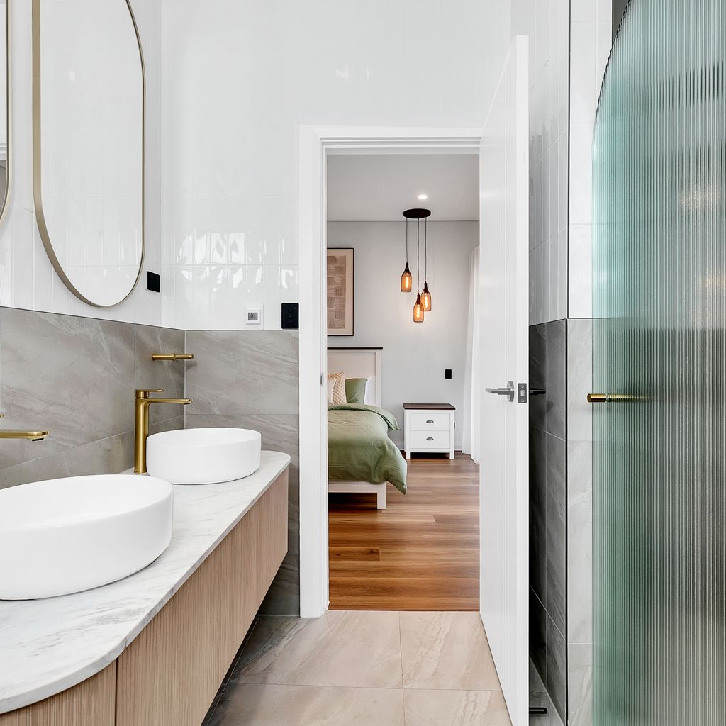 13B Alice Street