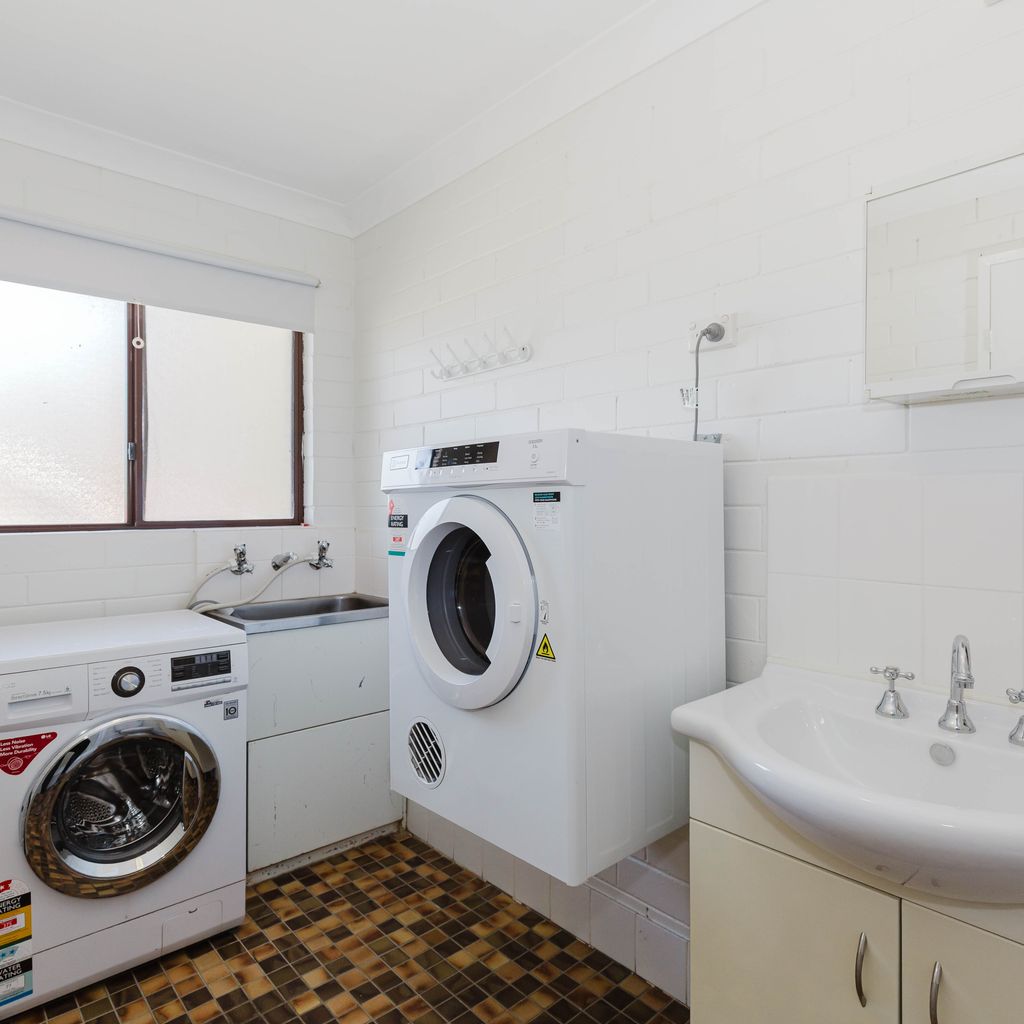 Alpha Centauri – 8/39 Gippsland Street