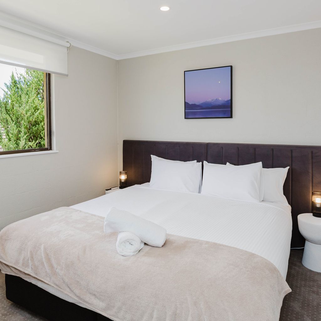 Albi Celeste – 2/9 Park Road