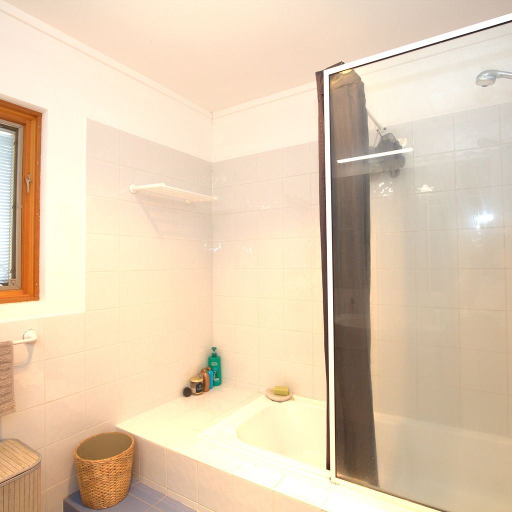 Mountain Zen – 94 Chongs Road