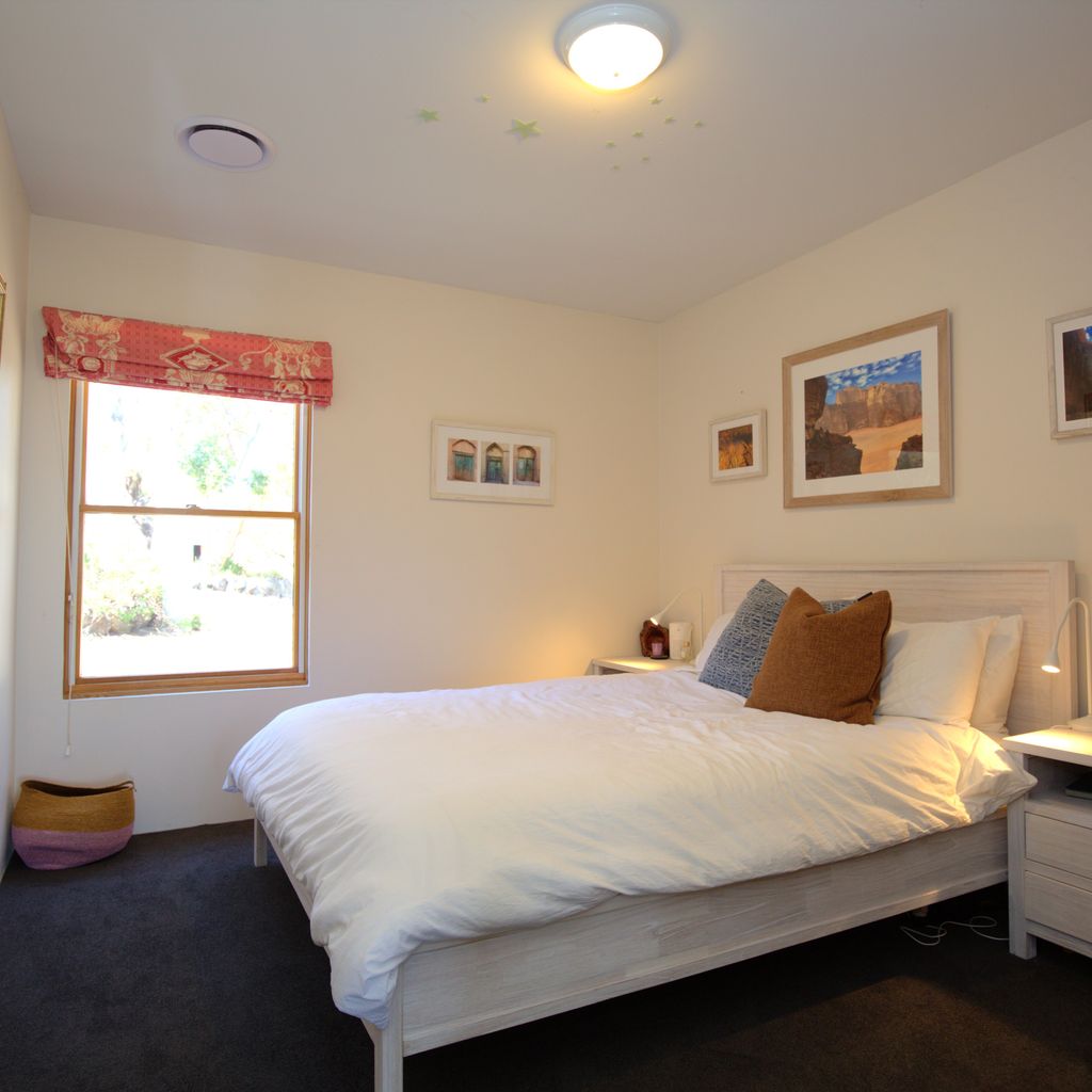 Mountain Zen – 94 Chongs Road