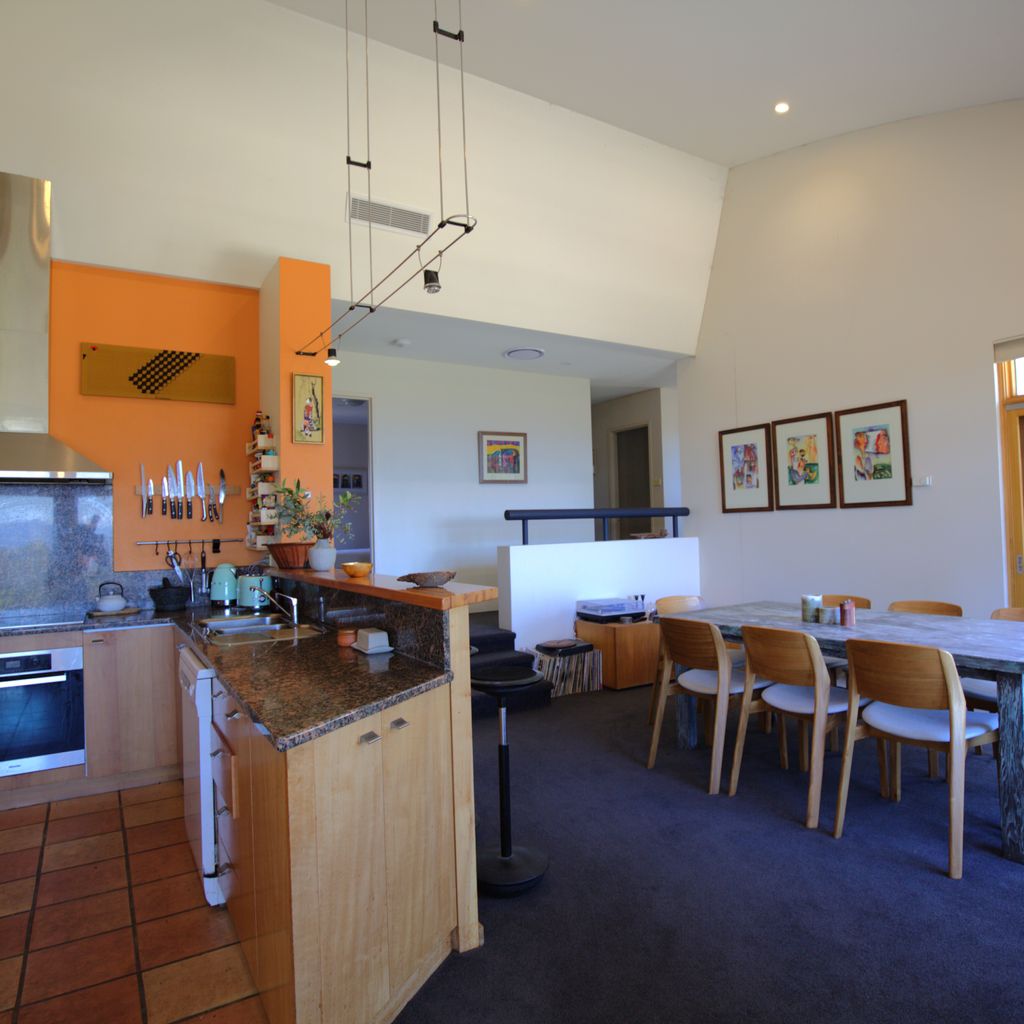 Mountain Zen – 94 Chongs Road