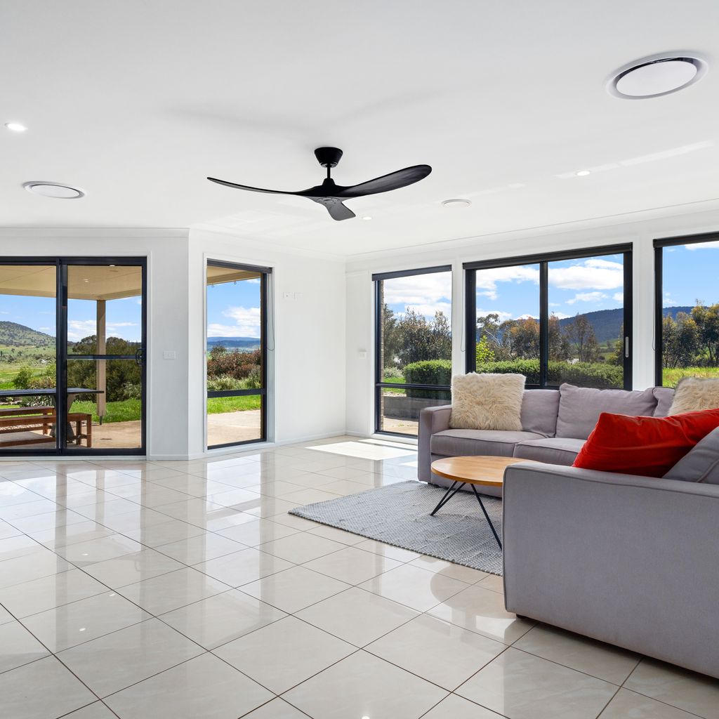 Snowy Mountains Retreat – 10 Mowamba Way