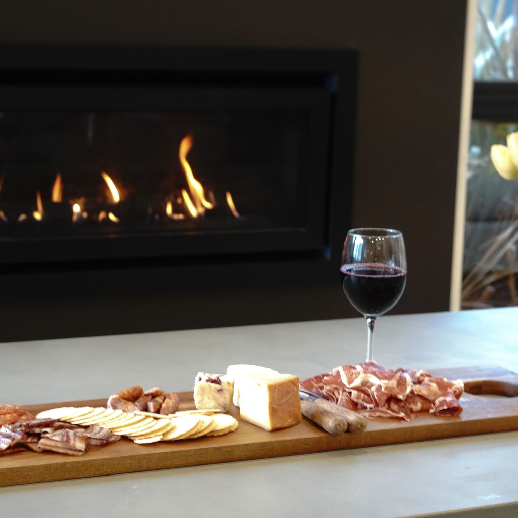 Pinecone Lodge – 38 Twynam Street