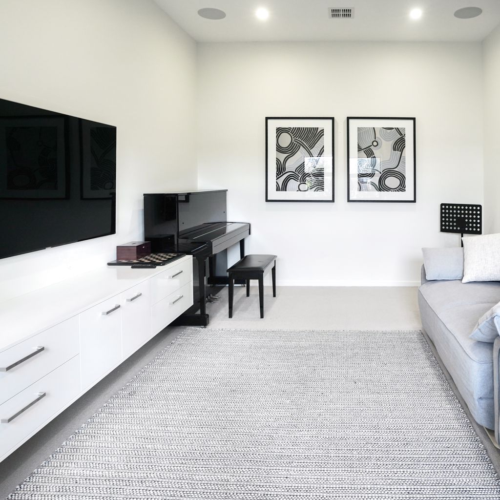 Pinecone Lodge – 38 Twynam Street