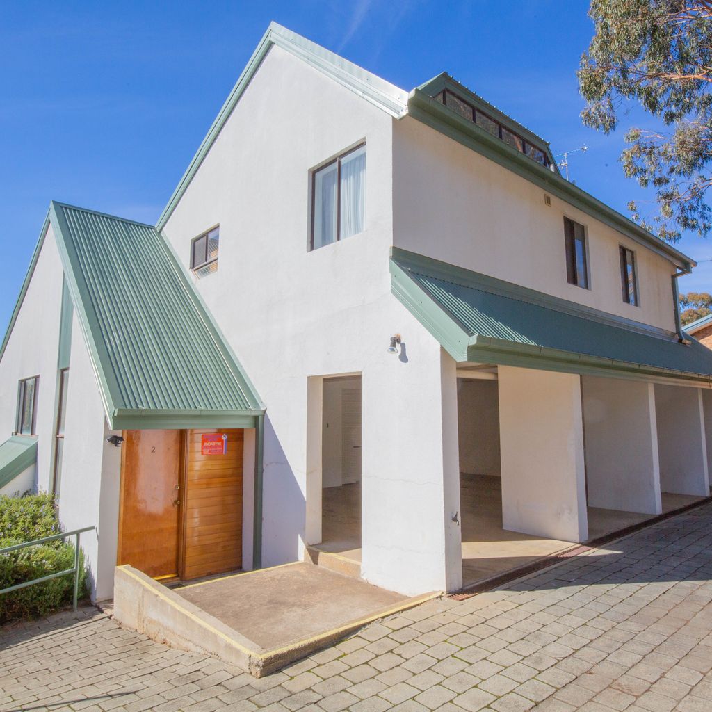 Banksia – 2/35 Townsend Street