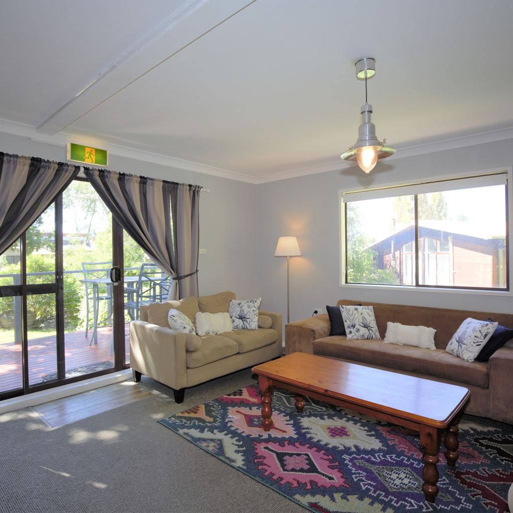 Blizzard Bunny Lodge – 43 Gippsland Street