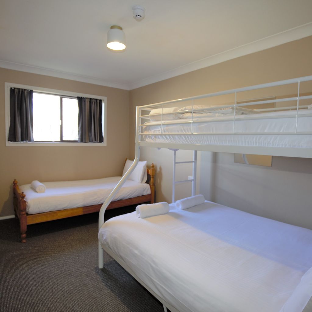 Blizzard Bunny Lodge – 43 Gippsland Street
