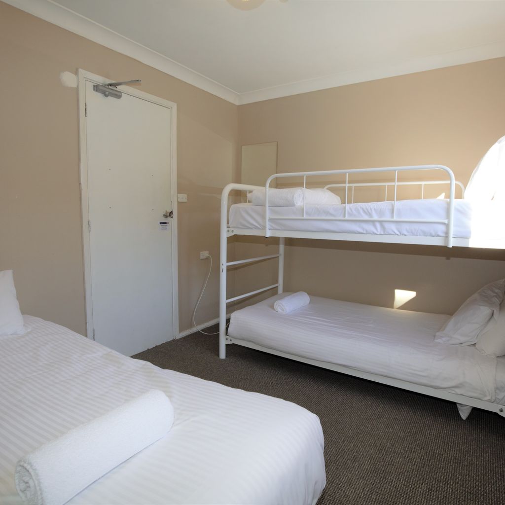 Blizzard Bunny Lodge – 43 Gippsland Street