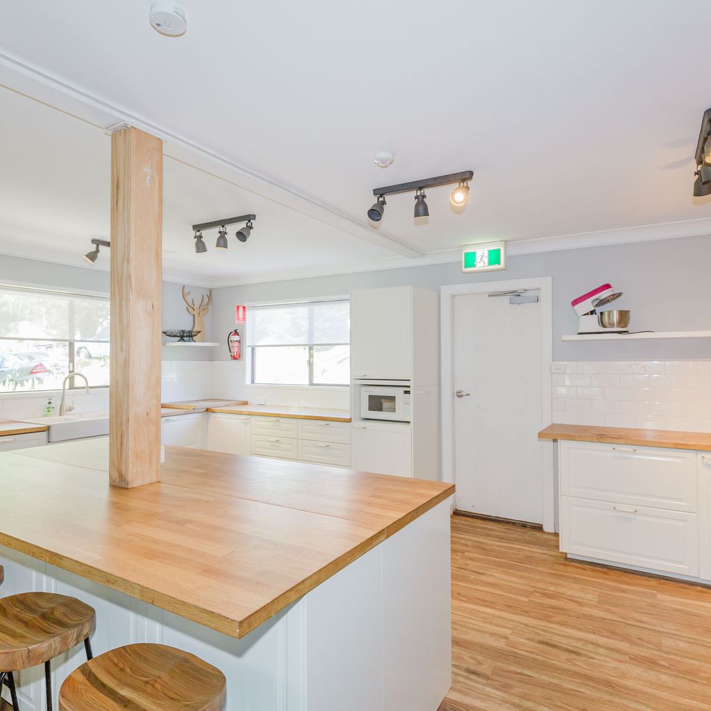 Blizzard Bunny Lodge – 43 Gippsland Street