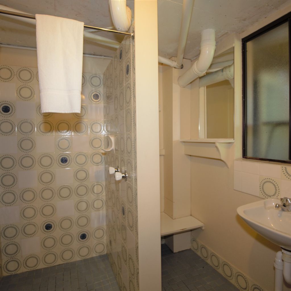 Blizzard Bunny Lodge – 43 Gippsland Street
