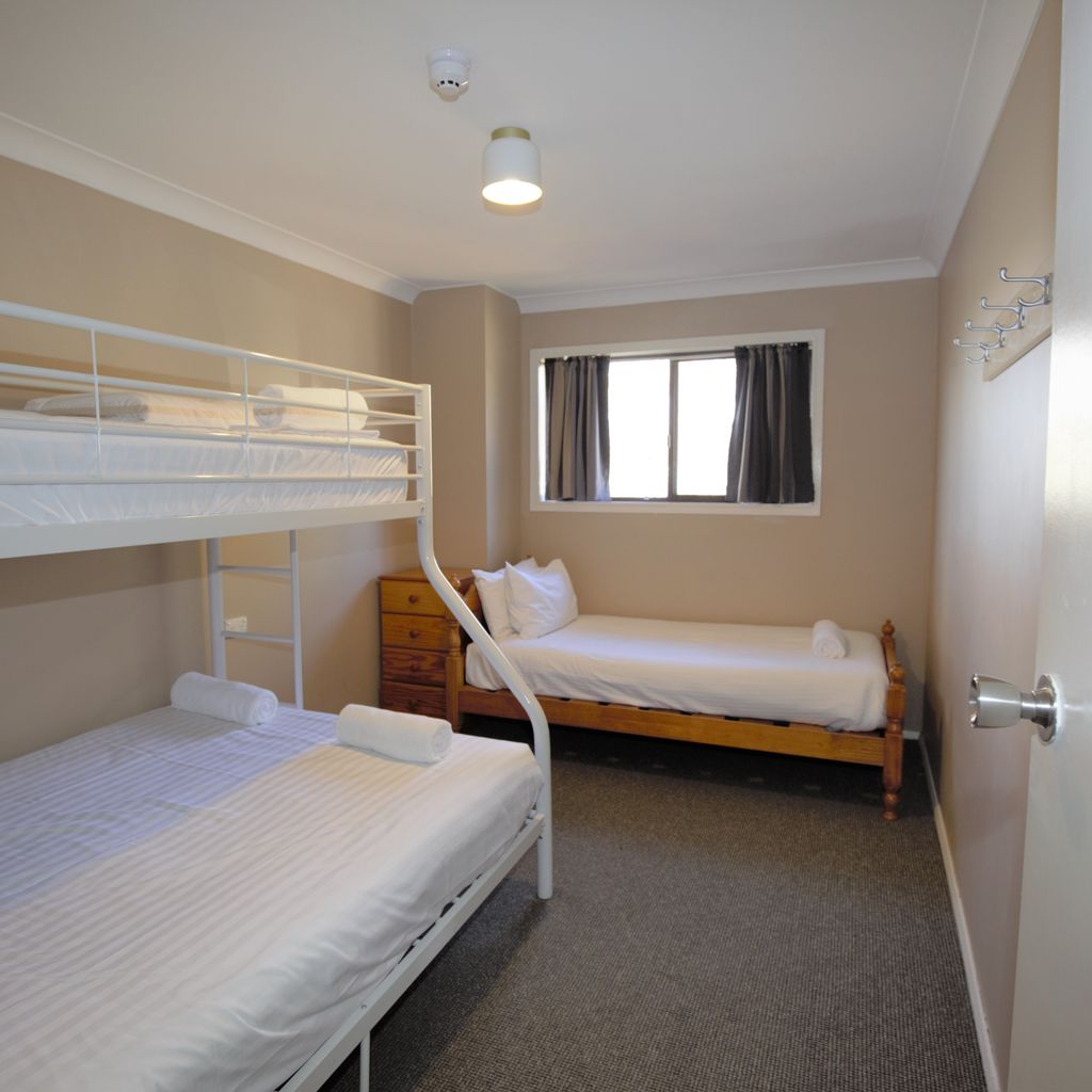 Blizzard Bunny Lodge – 43 Gippsland Street