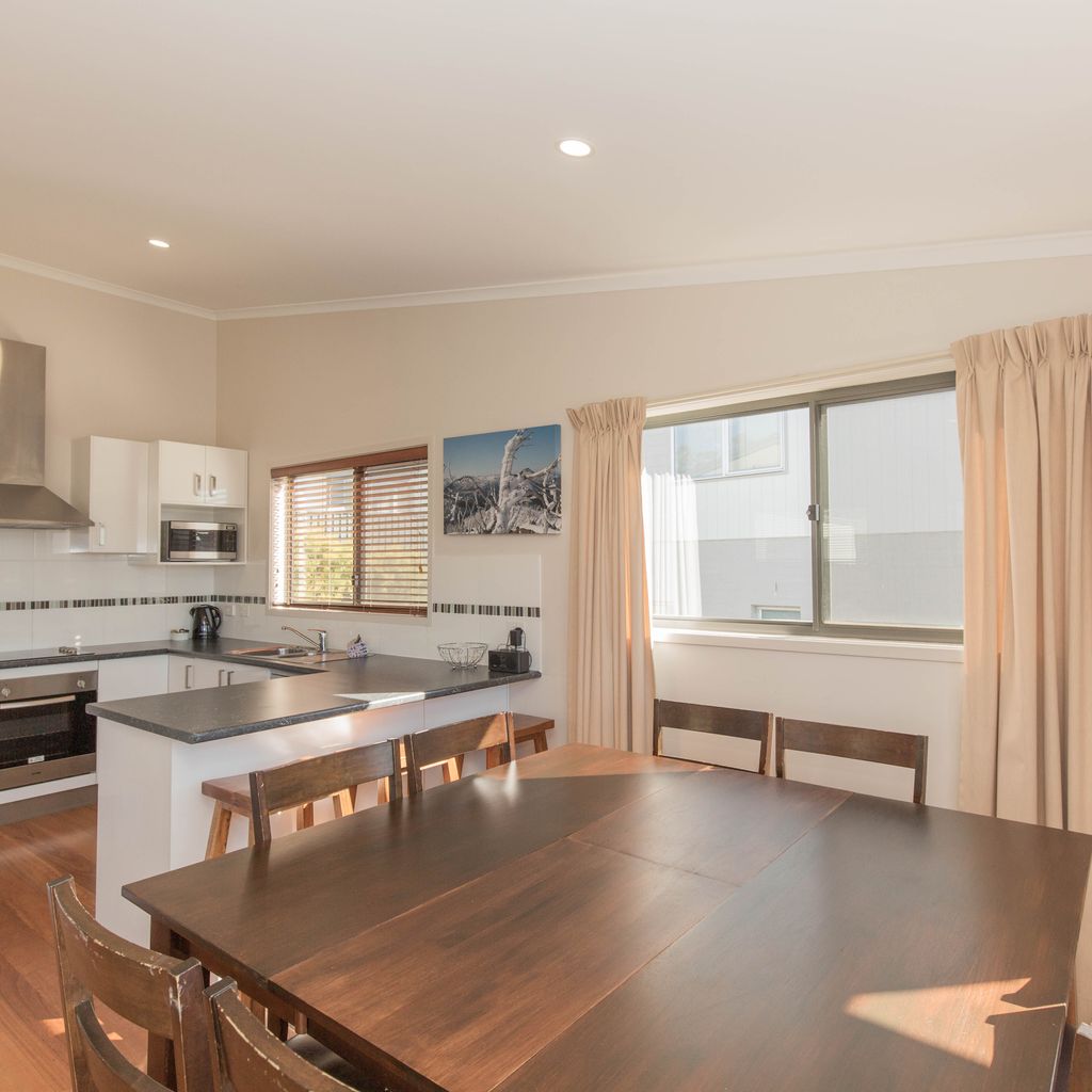 Boronia – 4/30 Nettin Circuit