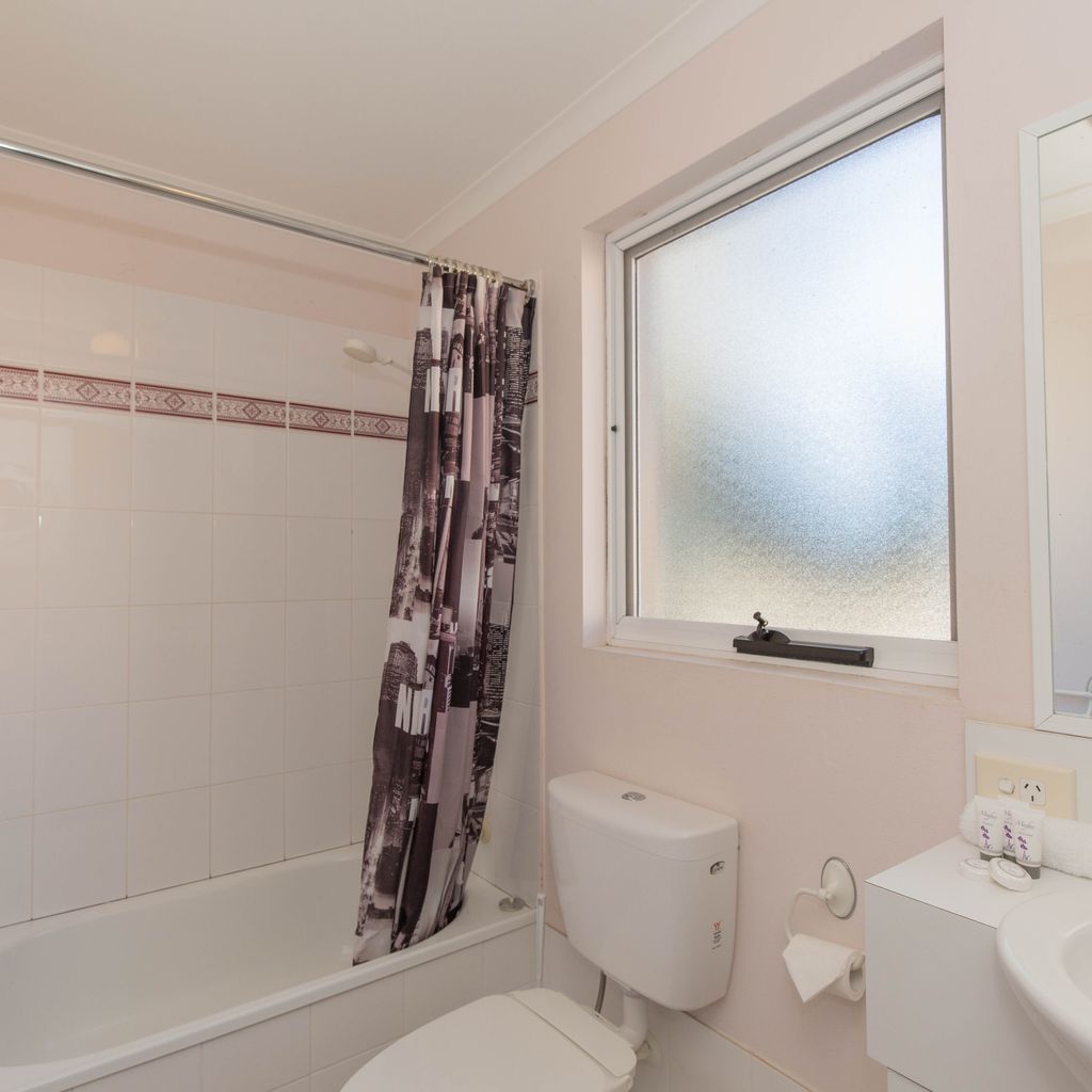 Cascades – 13/3 Kurrajong Street