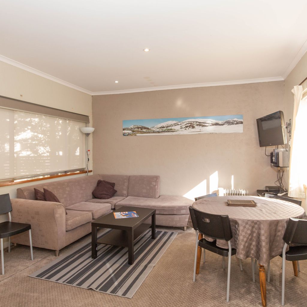 Charvel – 35 Gippsland Street