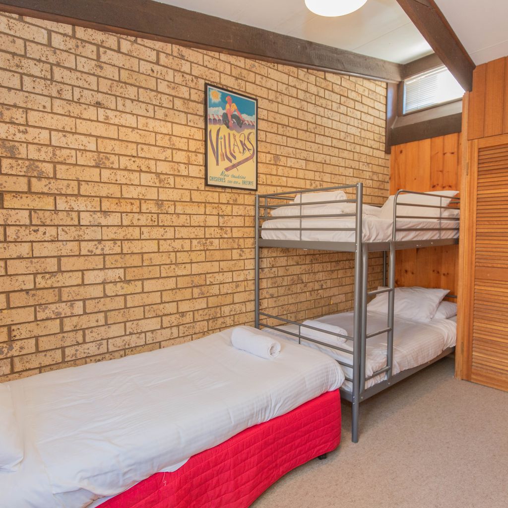 Clearview -2/8 Bogong Street