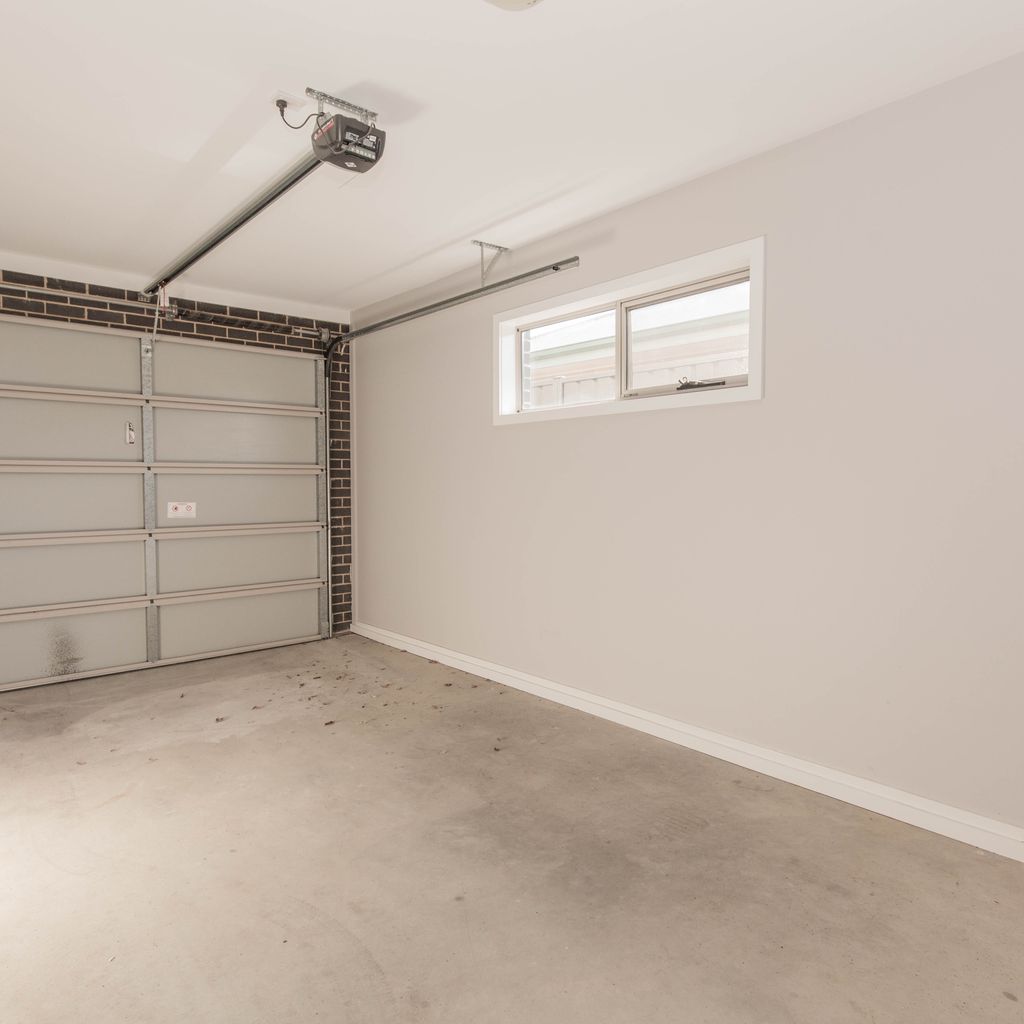 43A Twynam Street