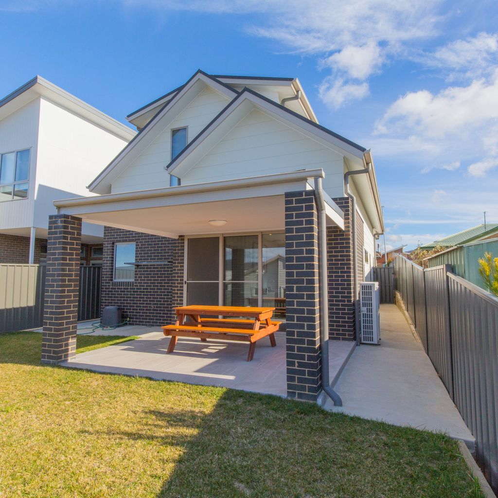 43A Twynam Street