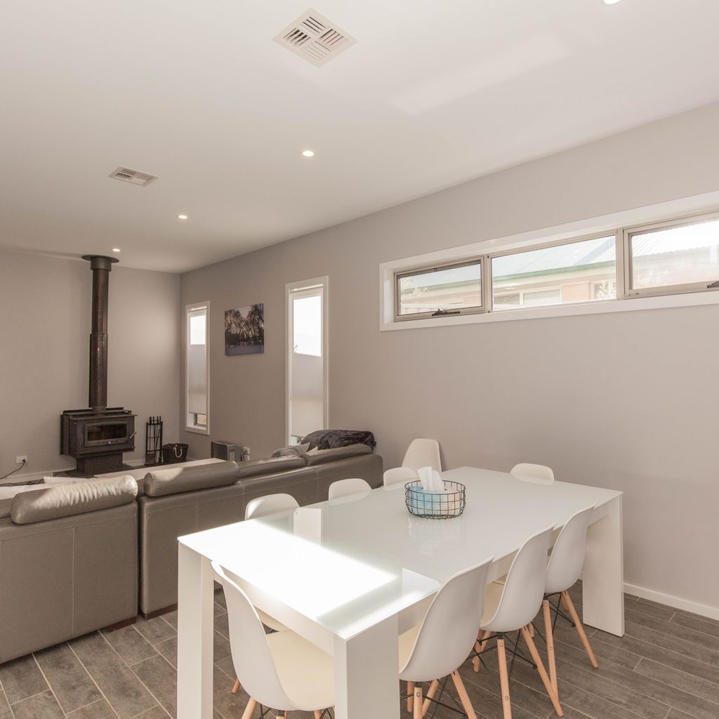43A Twynam Street
