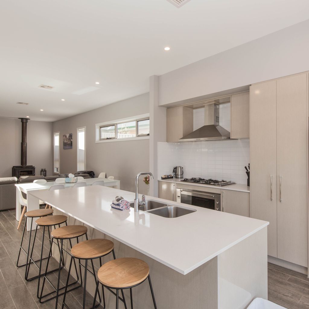 43A Twynam Street