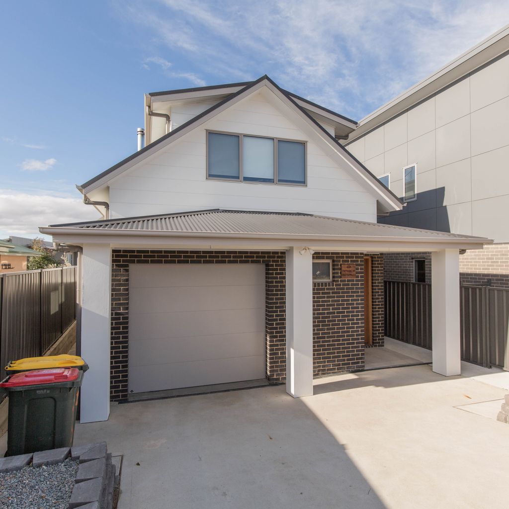 43A Twynam Street