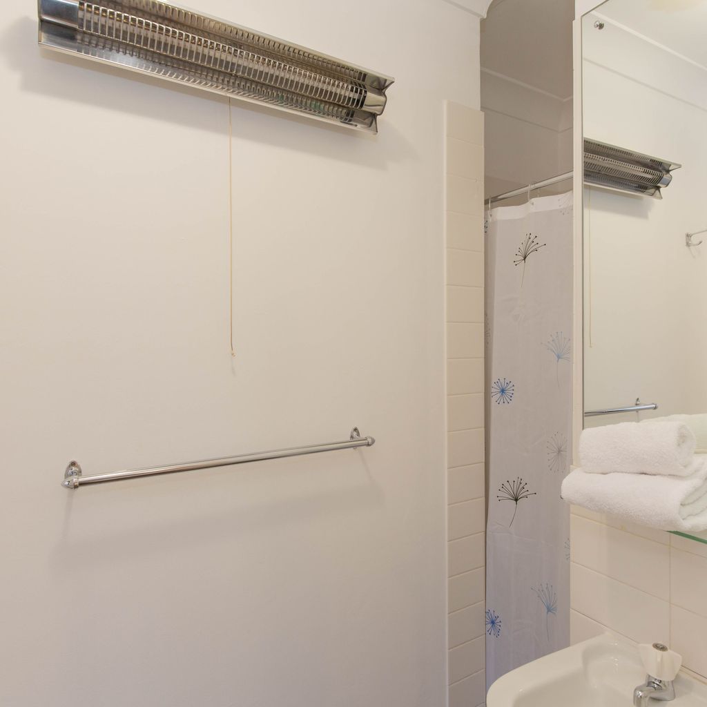 Dauphine – 3/23 Townsend Street
