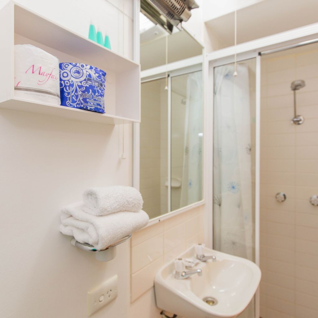 Dauphine – 3/23 Townsend Street