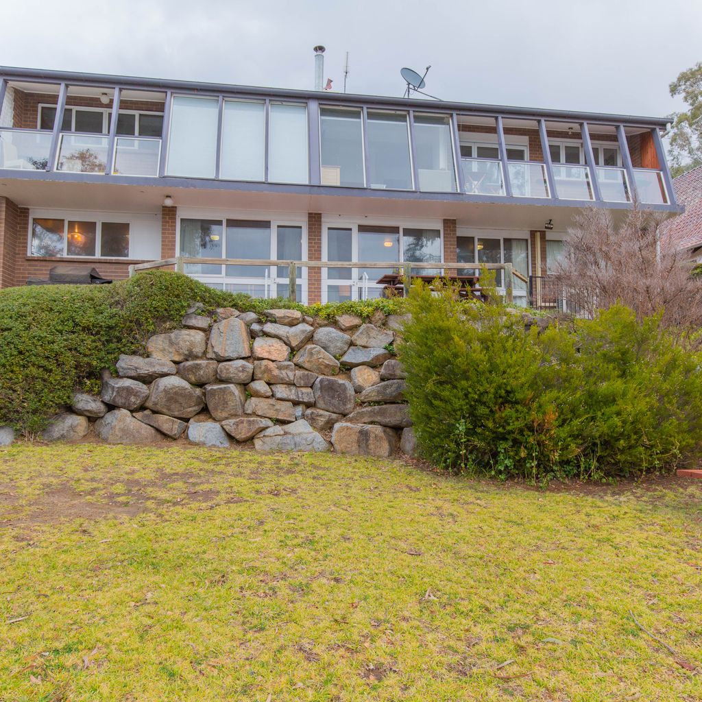 Dauphine – 3/23 Townsend Street