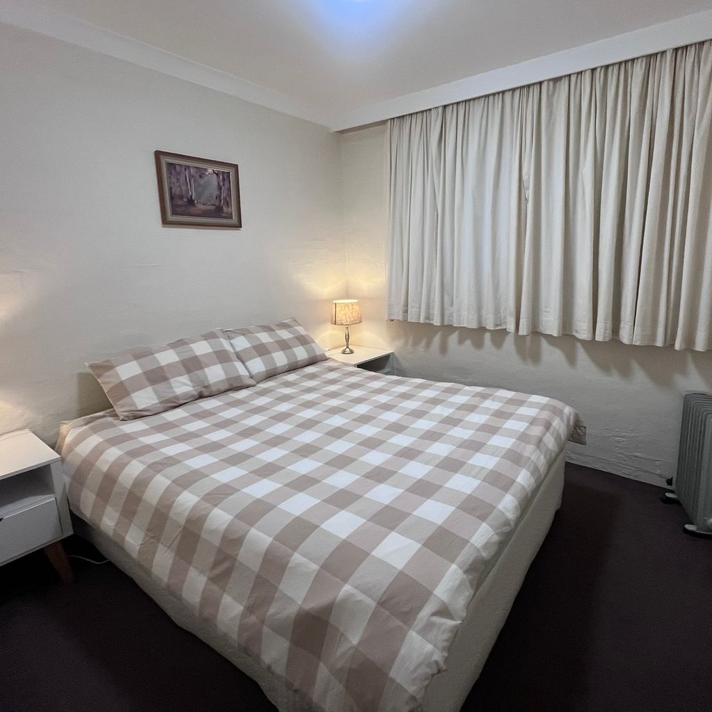 Dauphine – 3/23 Townsend Street