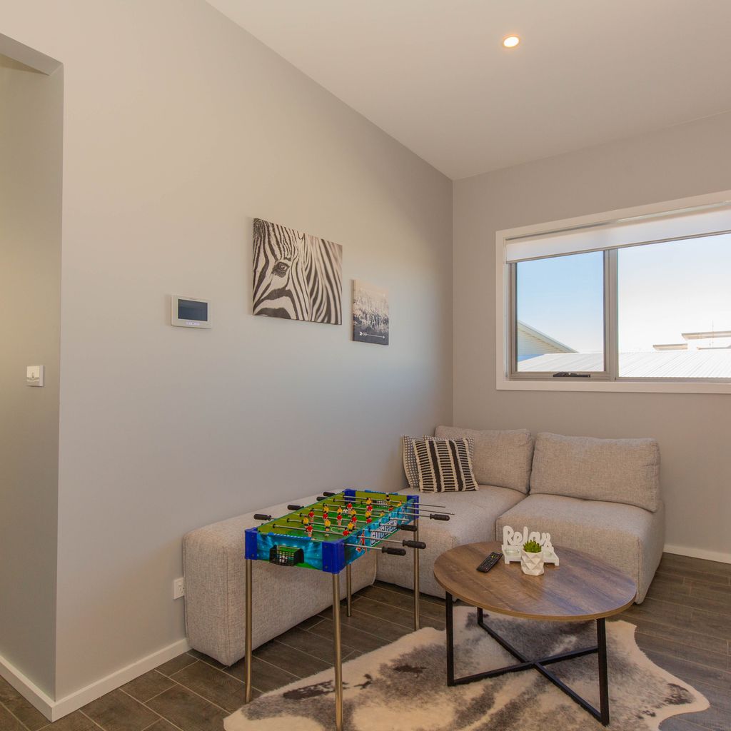 43B Twynam Street