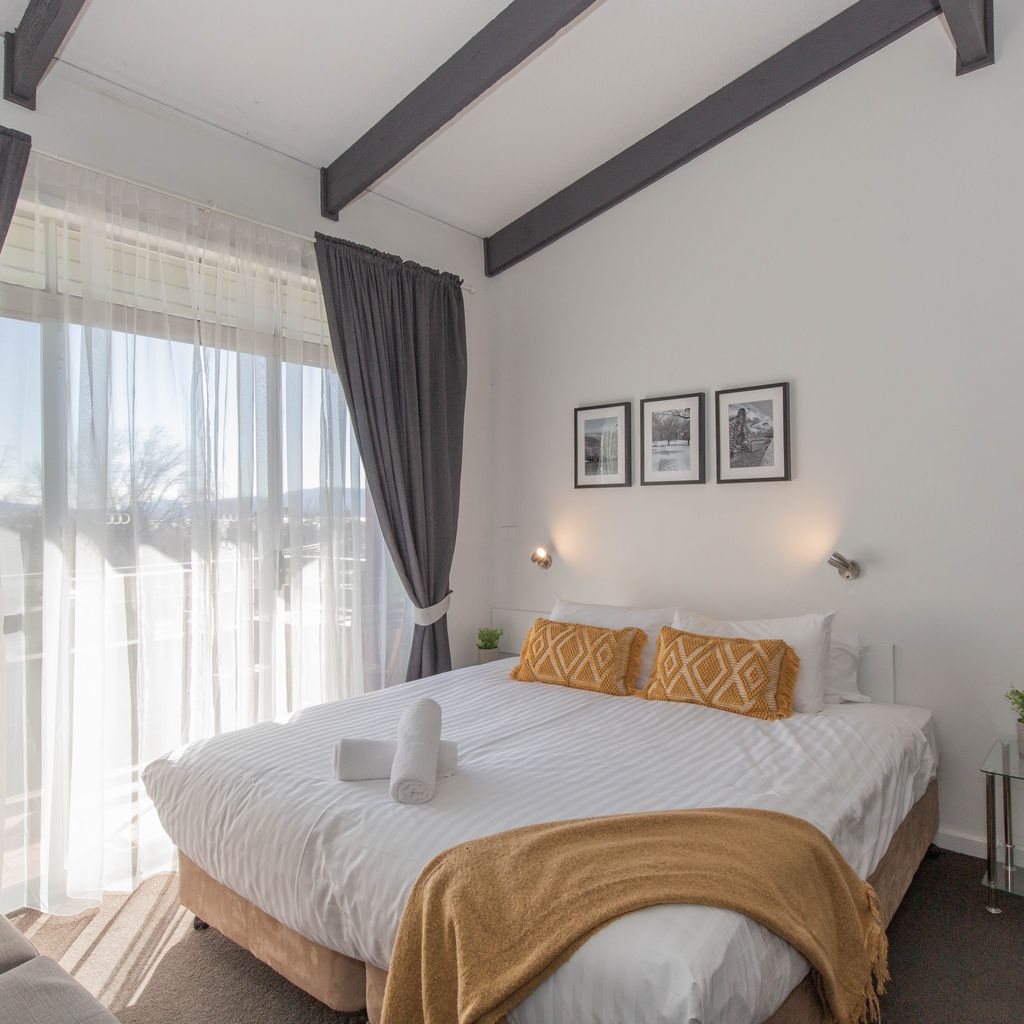 Gables – 23/2 Clyde Street