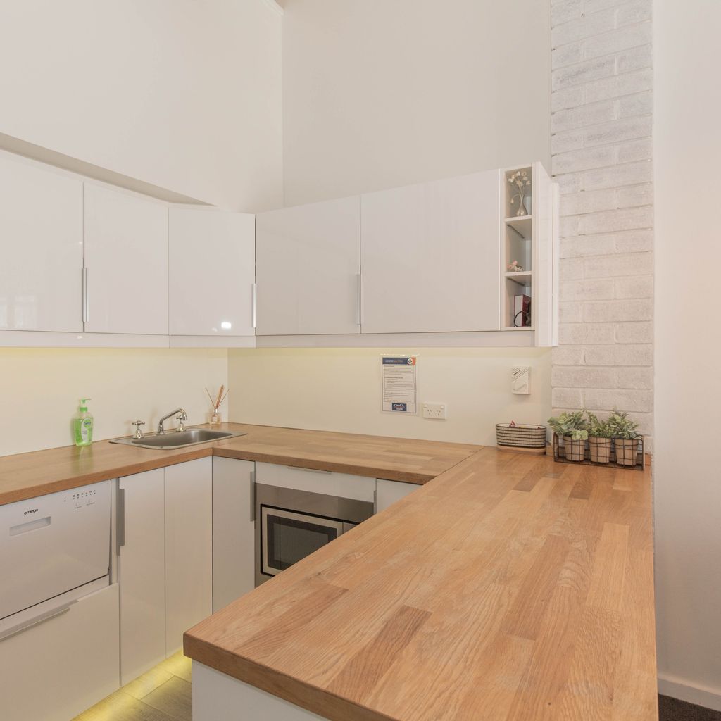 Gables – 23/2 Clyde Street
