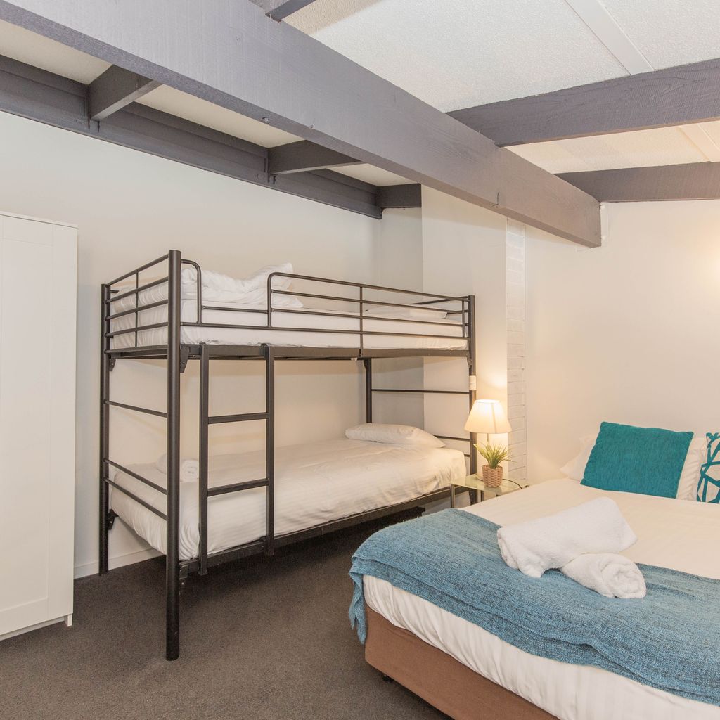 Gables – 23/2 Clyde Street