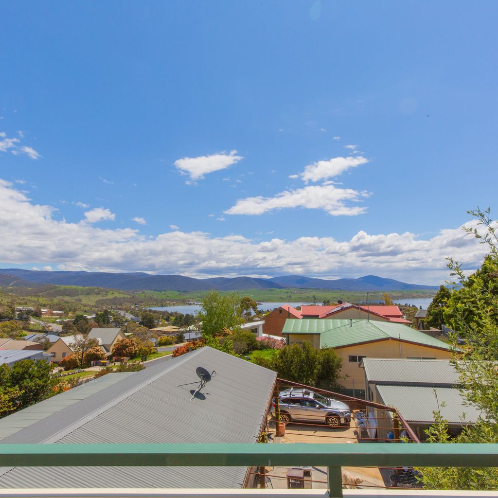 Kestrels Rest – 2/116 Gippsland Street