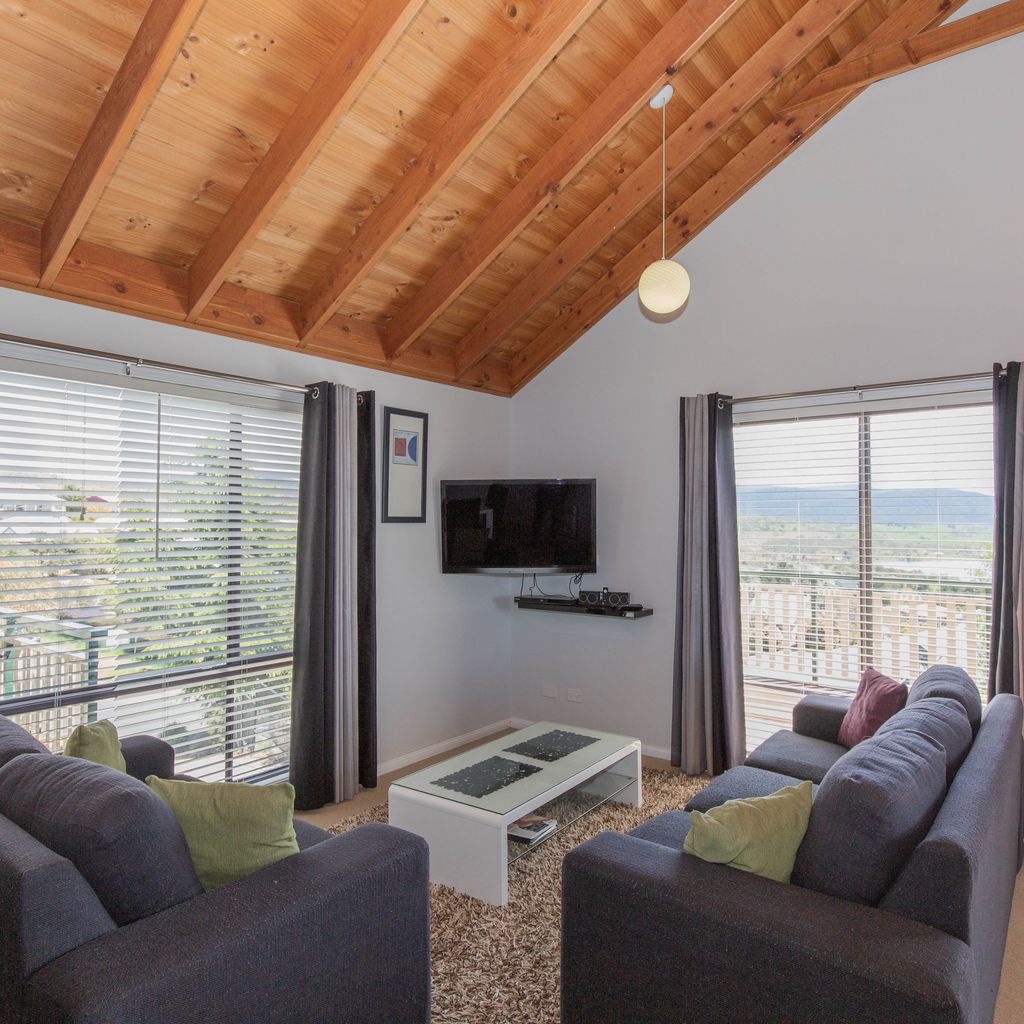 Kestrels Rest – 2/116 Gippsland Street