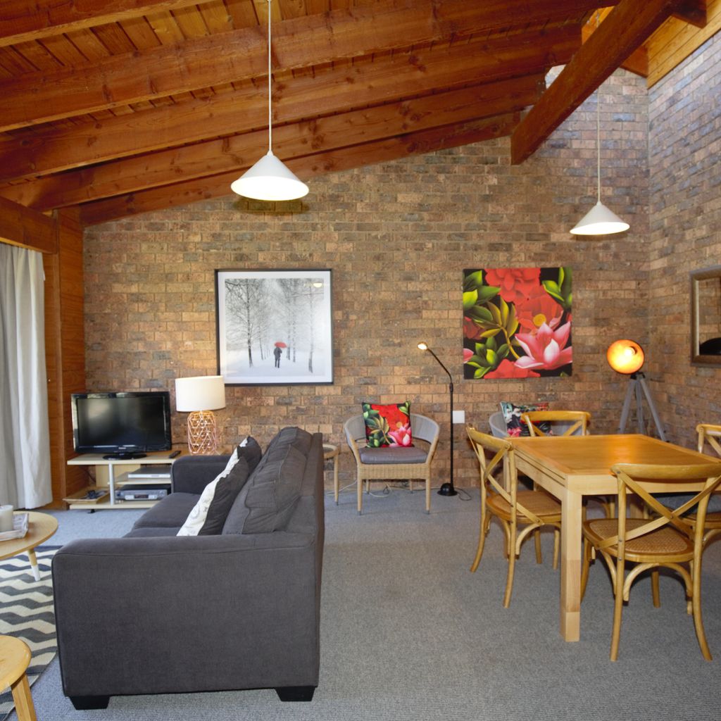 Koola – 2/41 Townsend Street