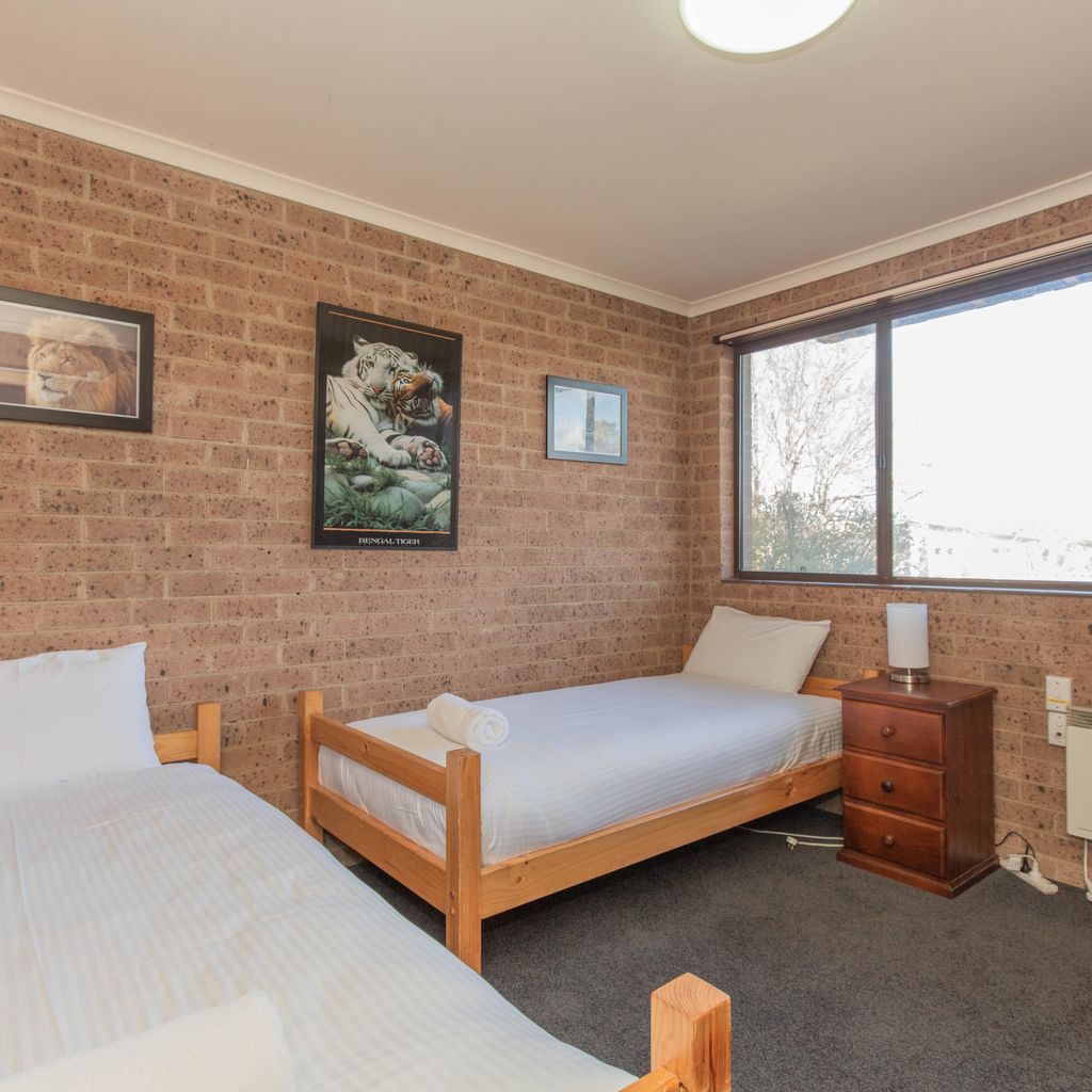 Lodge 67 – 3/58 Townsend Street