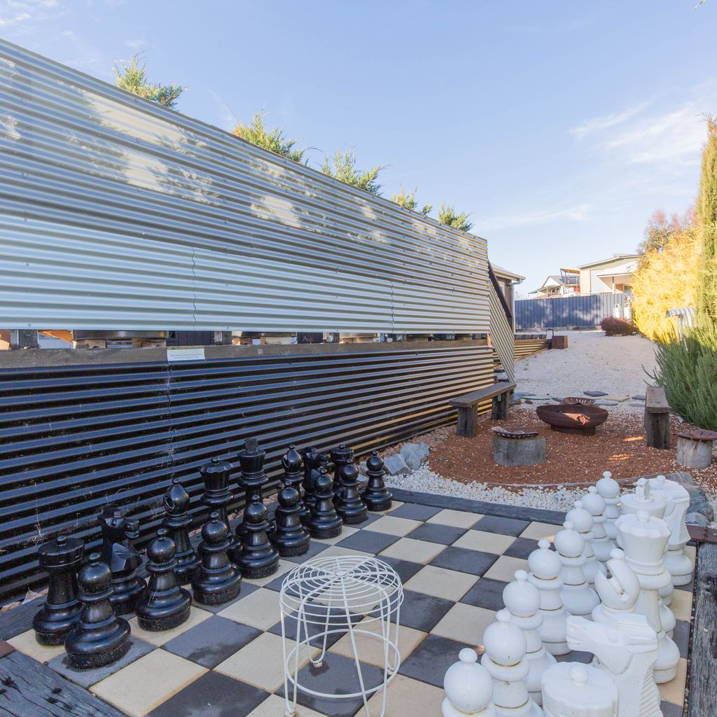 Oak & Barrel – 7 Twynam Street