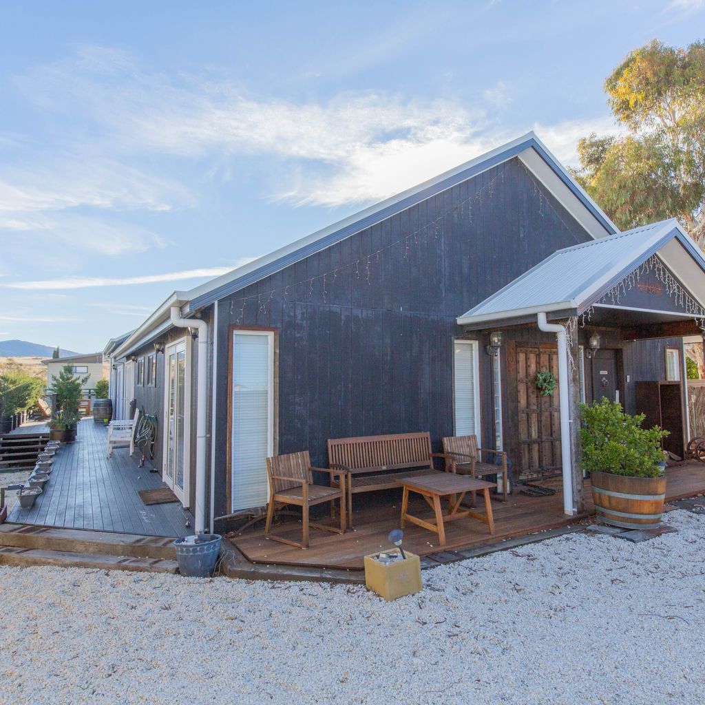 Oak & Barrel – 7 Twynam Street