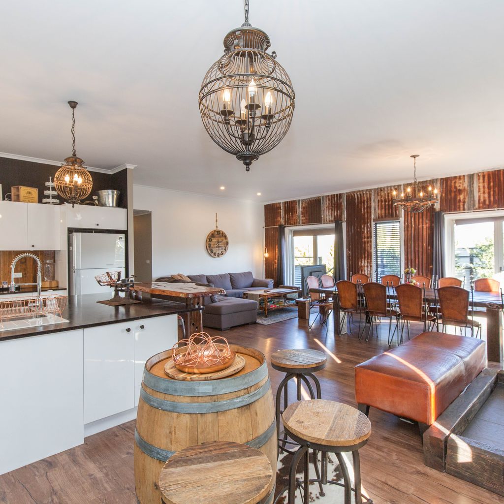 Oak & Barrel – 7 Twynam Street