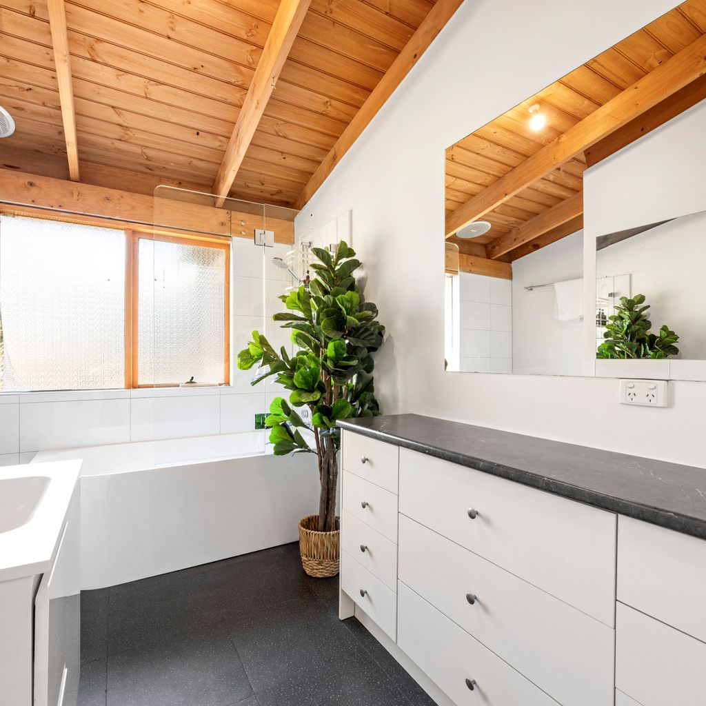 Mansfield Hideaway – Sleeps 10