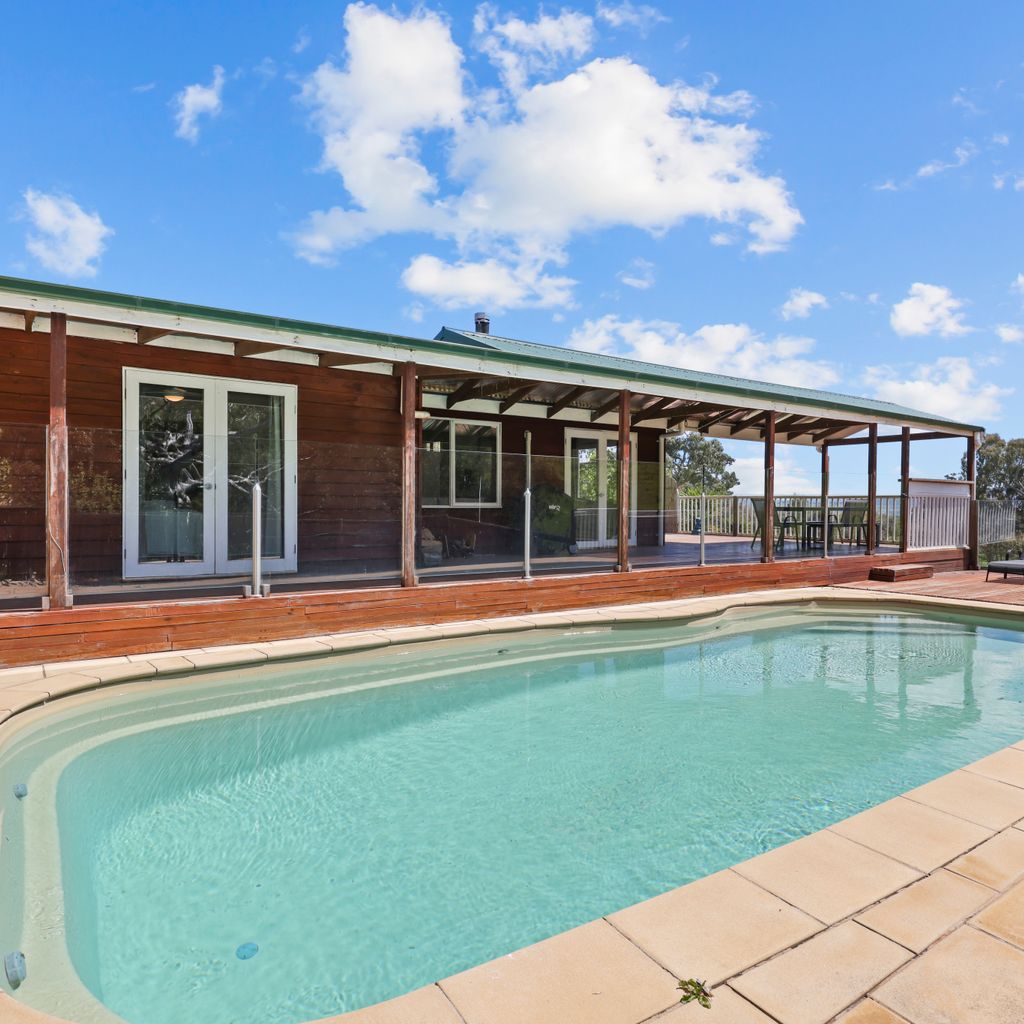 Mansfield Hideaway – Sleeps 10