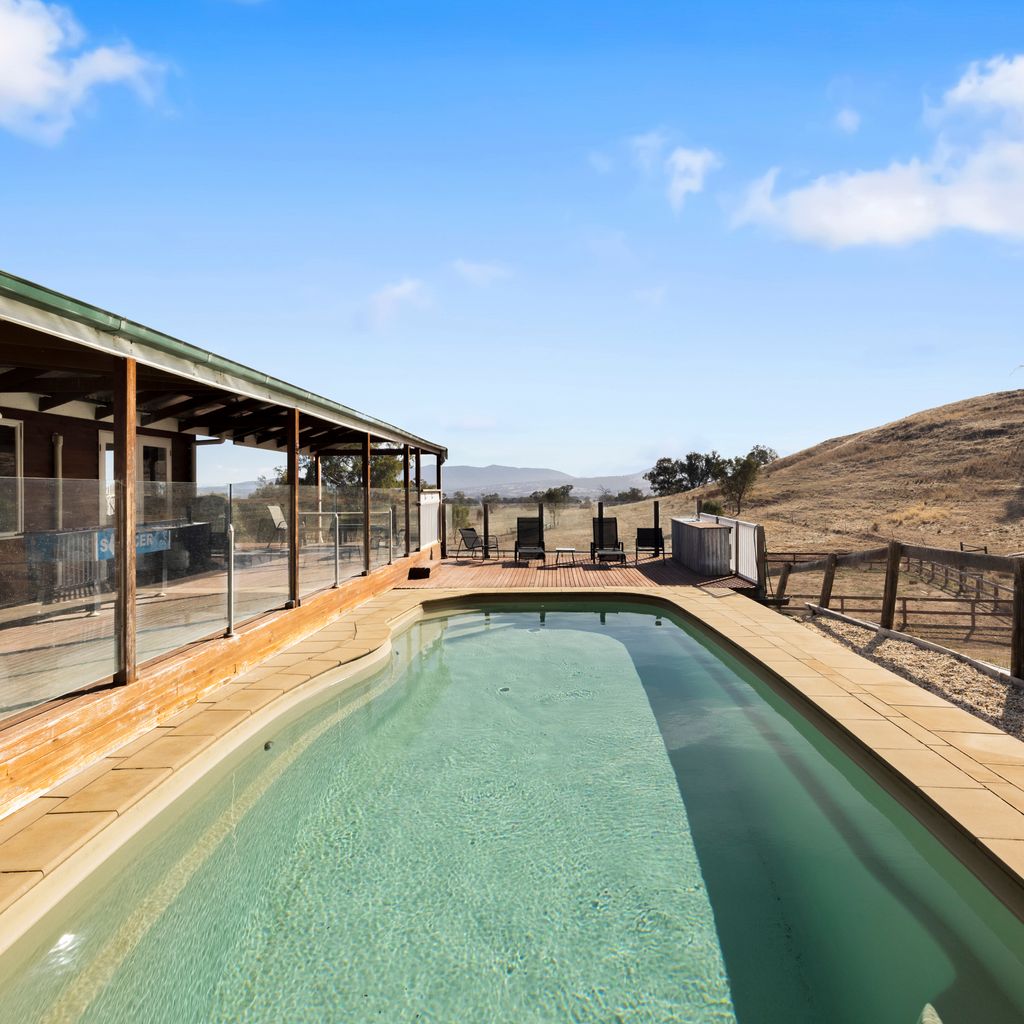 Mansfield Hideaway – Sleeps 10