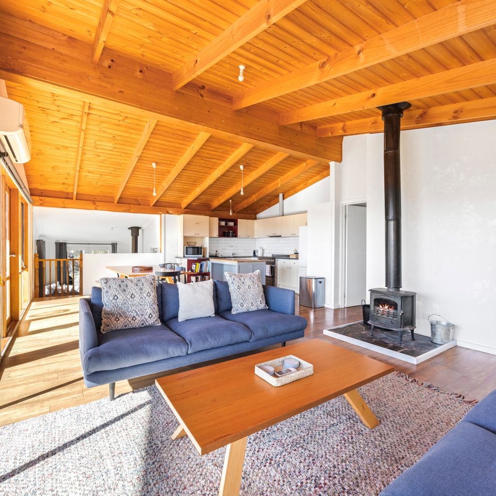 Mansfield Hideaway – Sleeps 10