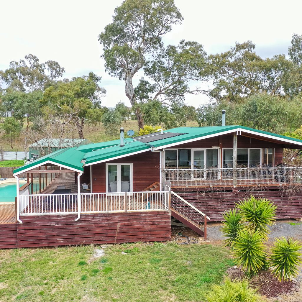 Mansfield Hideaway – Sleeps 10